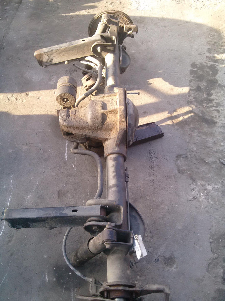 Planetara stanga Jeep Cherokee 2.8D, an 2004