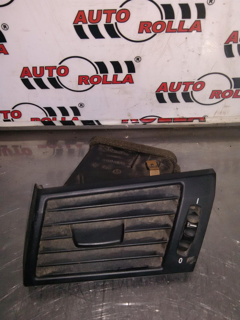Grila ventilatie BMW x3 E83,an 2009