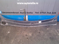 Grila stergatoare Dacia Logan MCV 1.2S an 2015