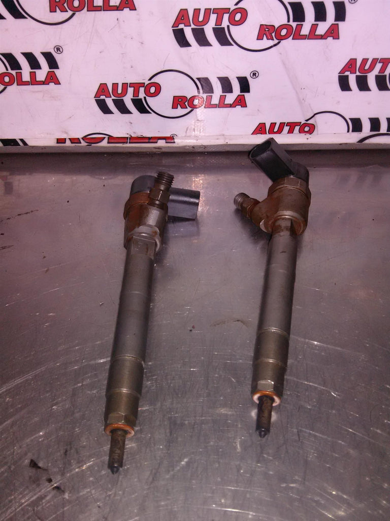 Injectoare 2 bucati Mercedes Sprinter 2.2 d,an 2006