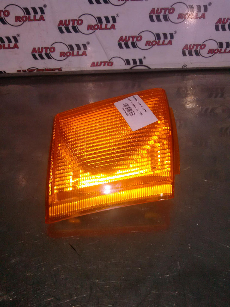 Semnalizare dreapta Ford Tranzit an 1990