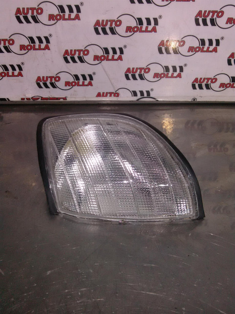 Semnalizare stanga Mercedes seria190