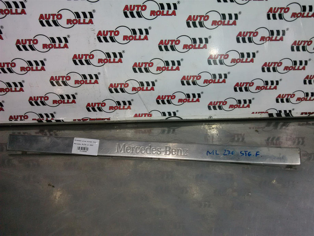 Ornament prag stanga fata Mercedes ML270 an 2003