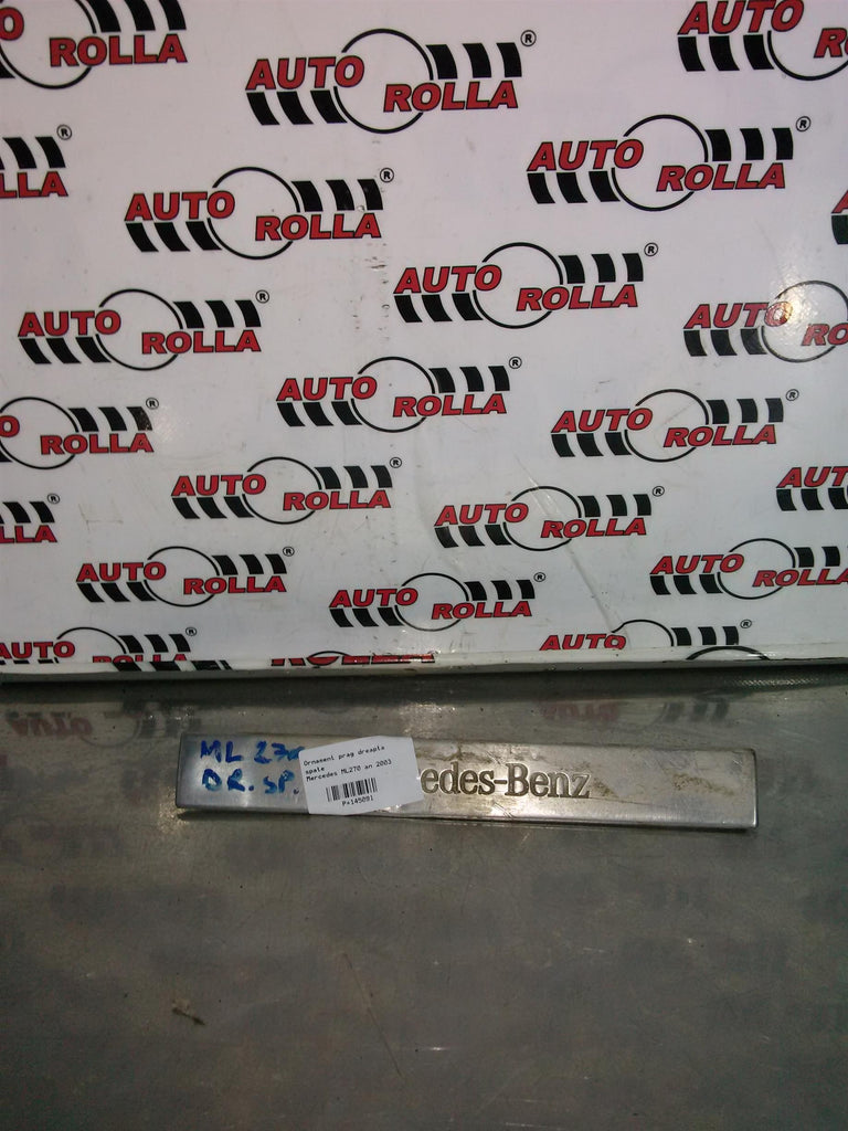 Ornament prag dreapta spate Mercedes ML270 an 2003