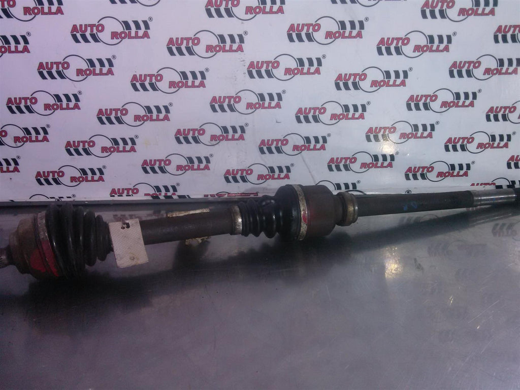 Planetara stanga fata Dacia Logan 1.5dci