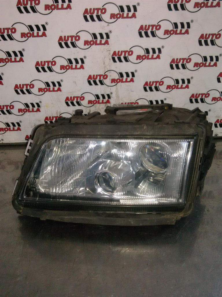 Far stanga Audi A8 D2, an 2001