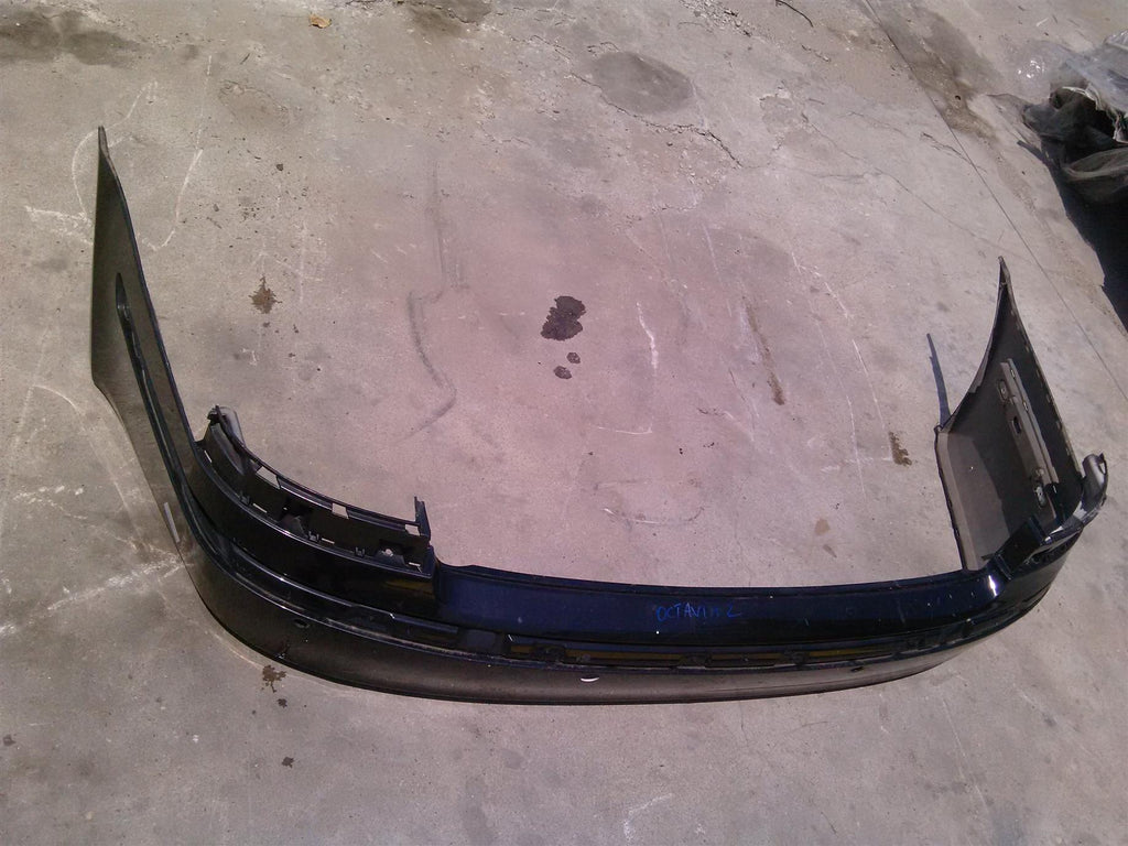 Bara spate Skoda Octavia 2, an 2011