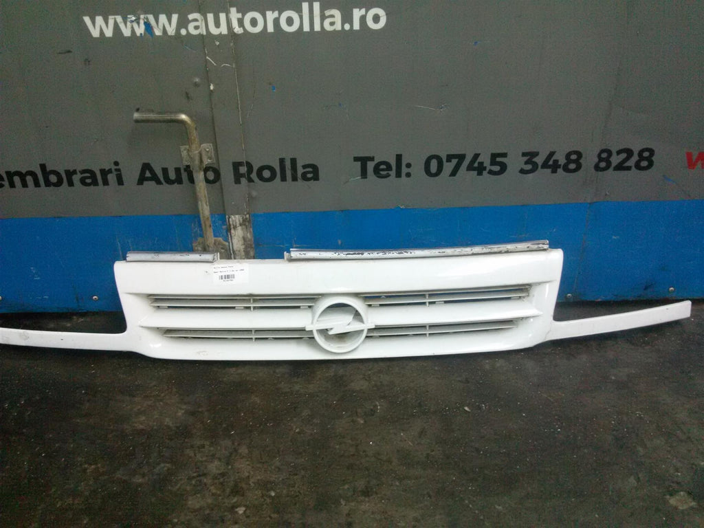 Grila masca fata Opel Astra F 1.6s an 1998