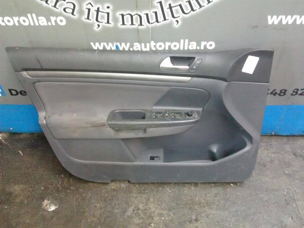 Fata usa stanga fata Volkswagen Golf 5 ,an 2006