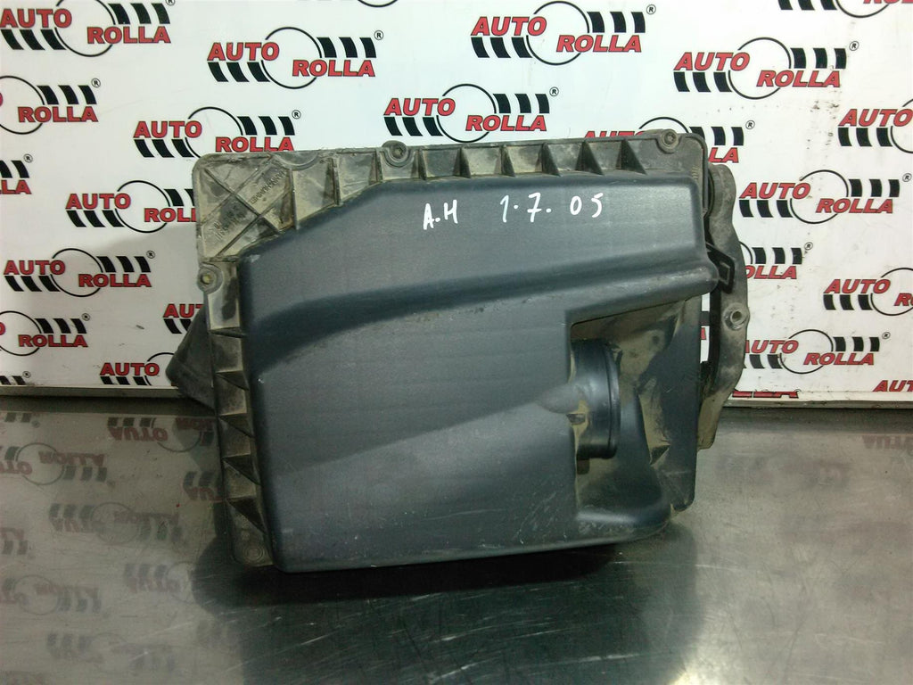 Carcasa filtru aer Opel Astra H, 1.7DTH, an 2004, euro4, Z17DTH
