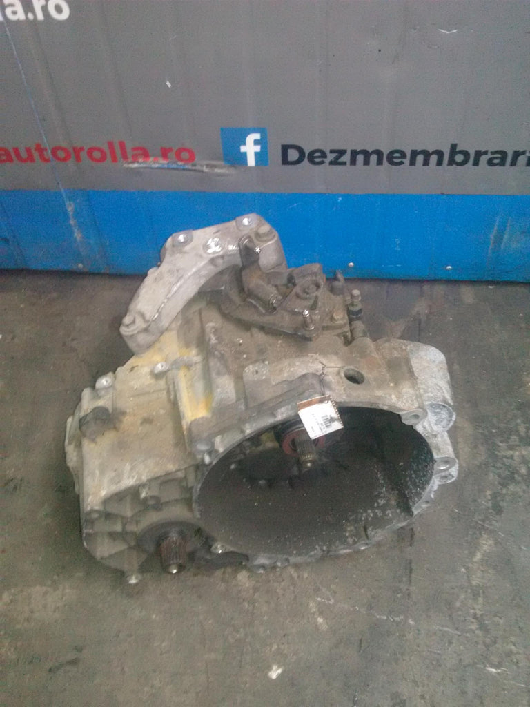 Cutie viteze Volkswagen Golf 5, 2.0 tdi, an 2006