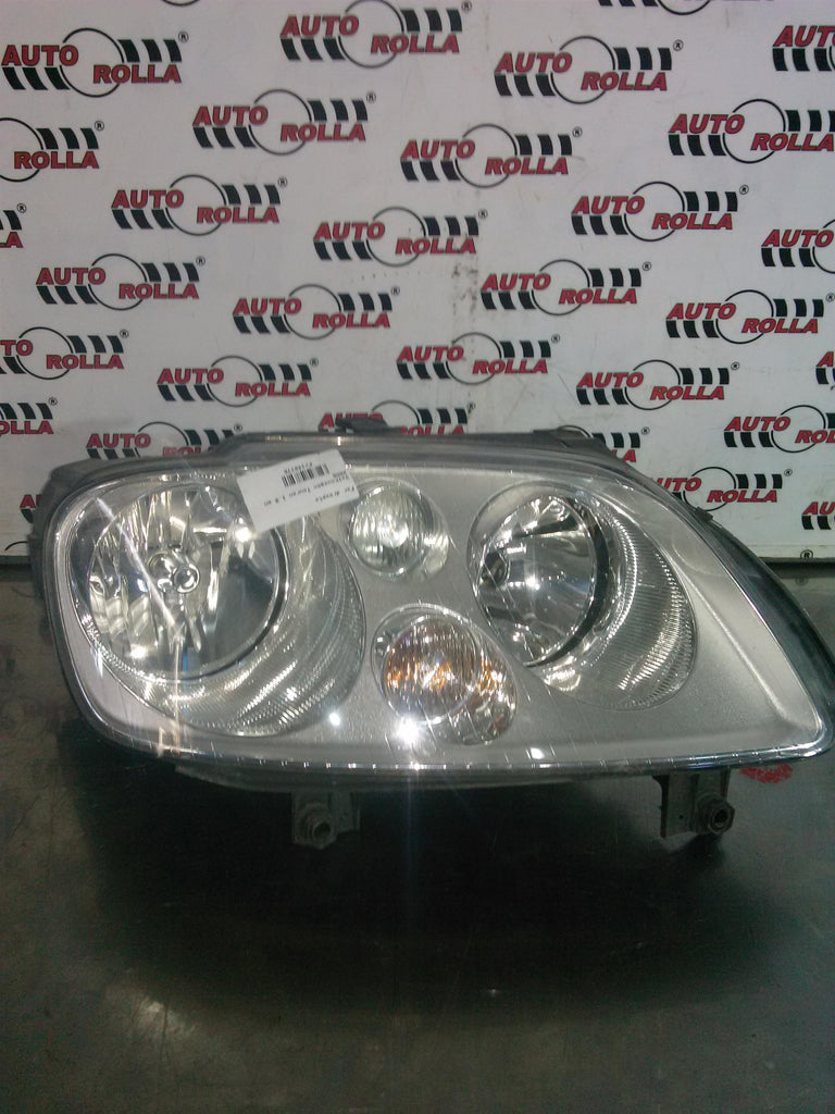 Far dreapta Volkswagen Touran 1.9 an 2006