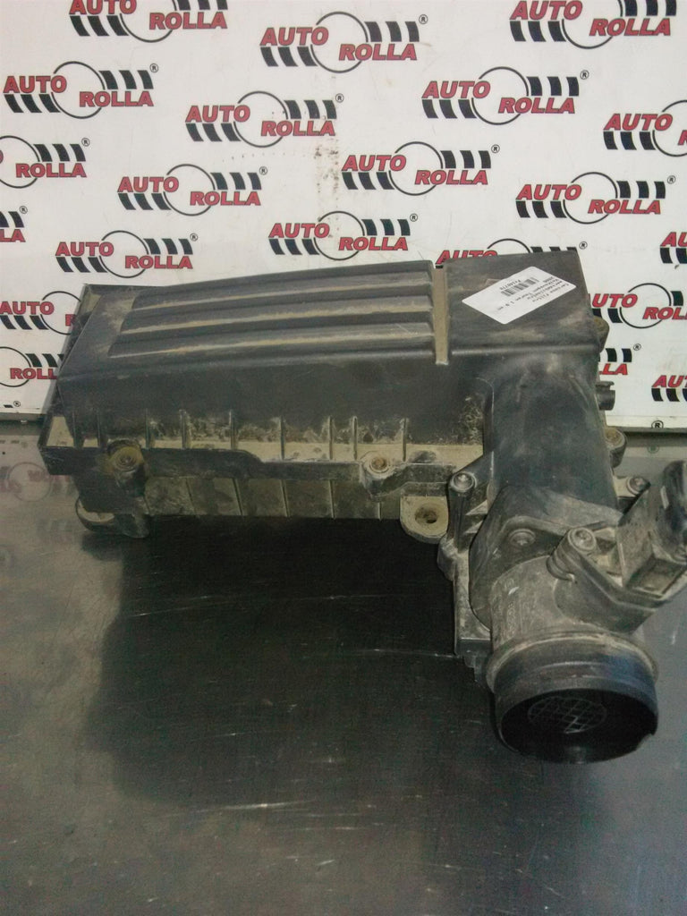 Carcasa filtru aer+debilmetru Volkswagen Touran 1.9 an 2006