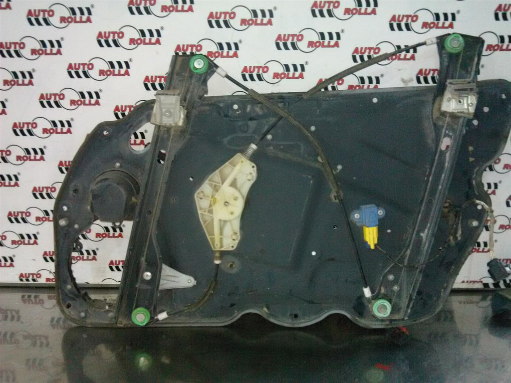 Macara stanga fata Volkswagen Passat B6, 1.9 tdi, an 2008