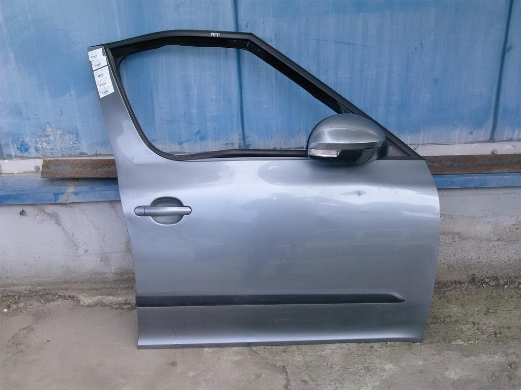 Oglinda dreapta fata Skoda Yeti 2.0TDI, an 2011