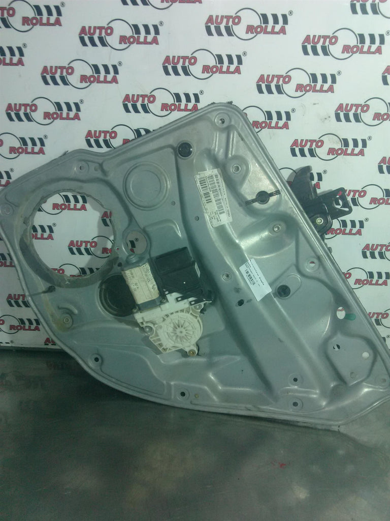 Macara+motoras dreapta spate Volkswagen Golf 4, an 2002
