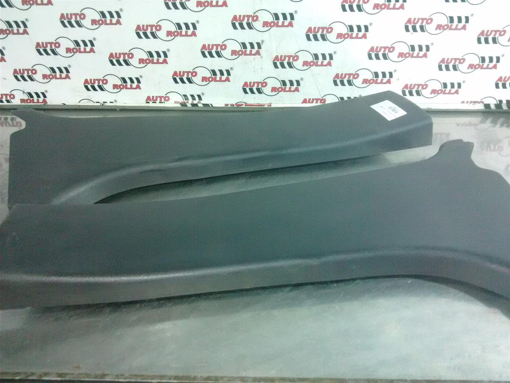 Stalpi ornament Toyota Avensis, an 2005