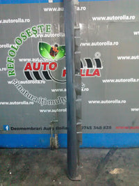 Prag ornament stanga fata Toyota Avensis, an 2005