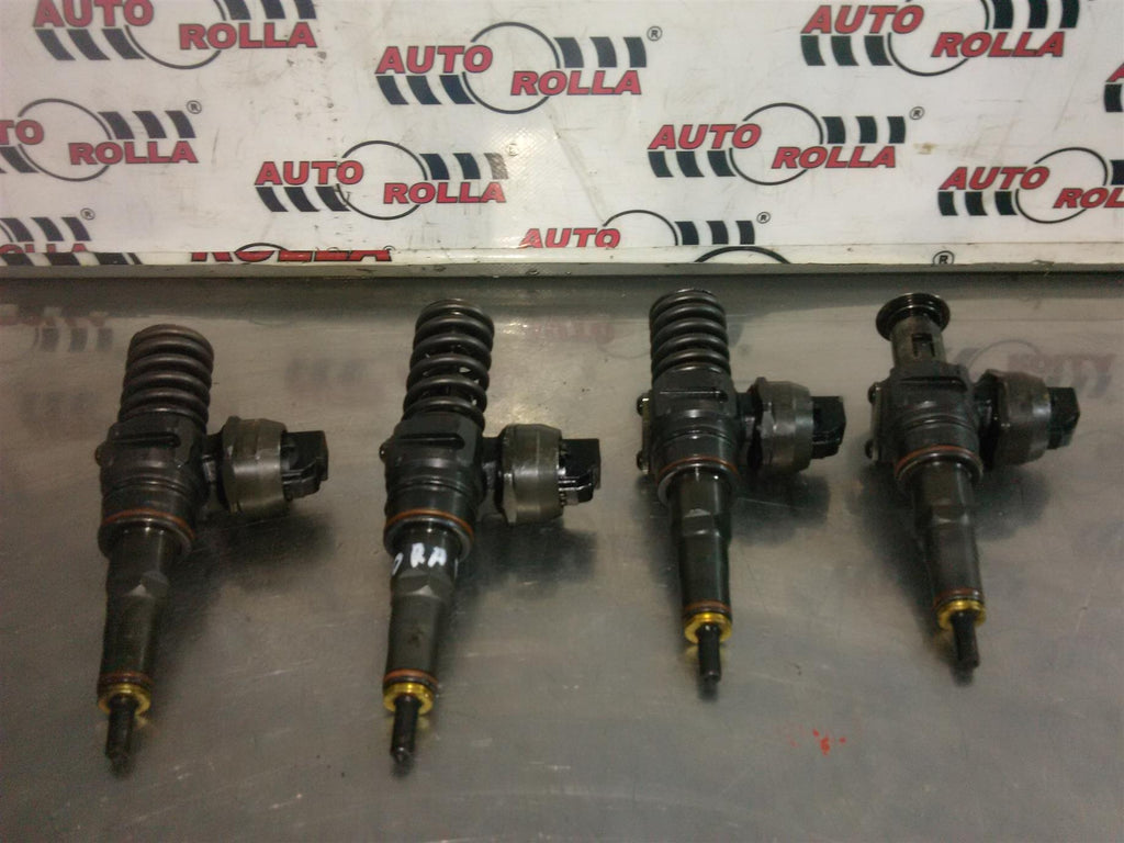 Injectoare set Volkswagen Bora 1.9 tdi, an 2000, AJM