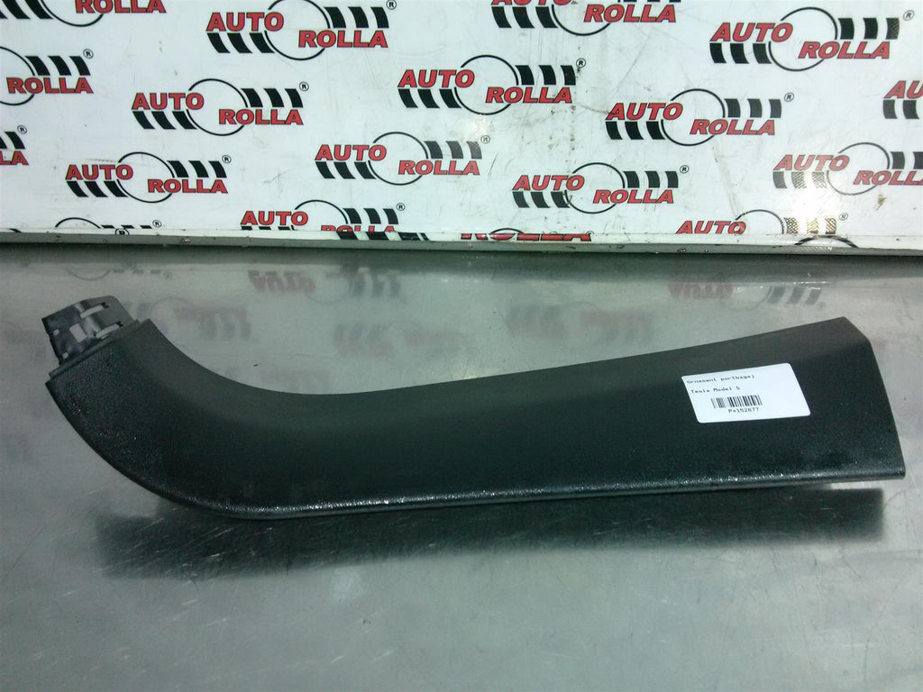 Ornament portbagaj Tesla Model S