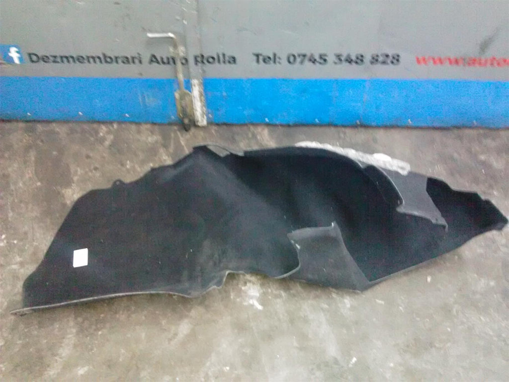 Mocheta stanga fata Tesla Model S