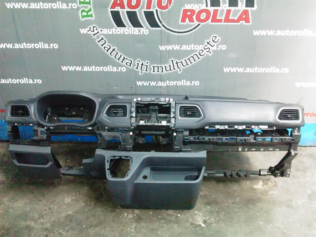 Plansa bord Opel Movano 2.3D, biturbo, an 2020