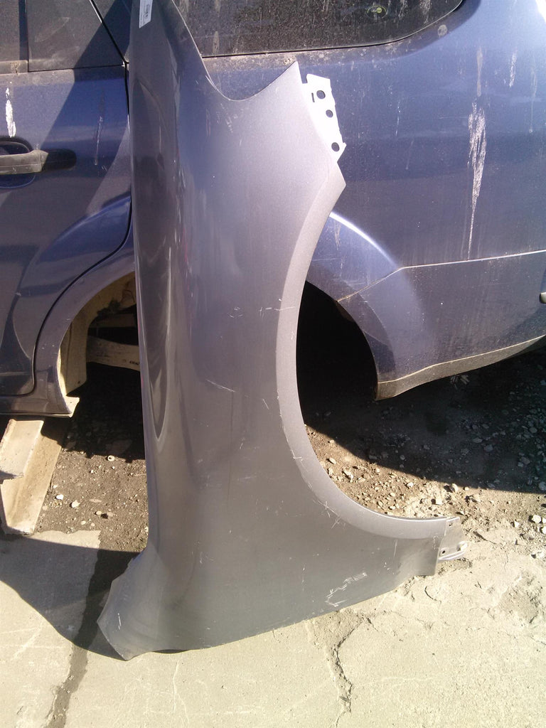 Aripa dreapta Volkswagen Touareg 2.5 tdi, an 2005