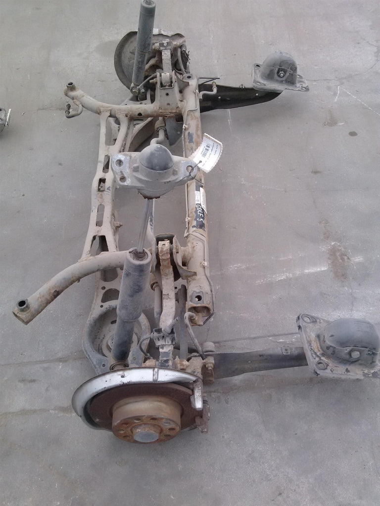 Punte spate Volkswagen Golf 5, an 2006