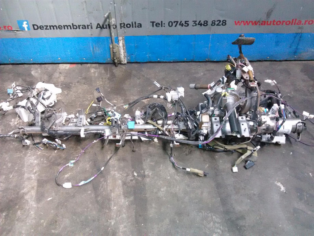 Cadru metalic bord Toyota RAV 4, 2.2D, an 2015