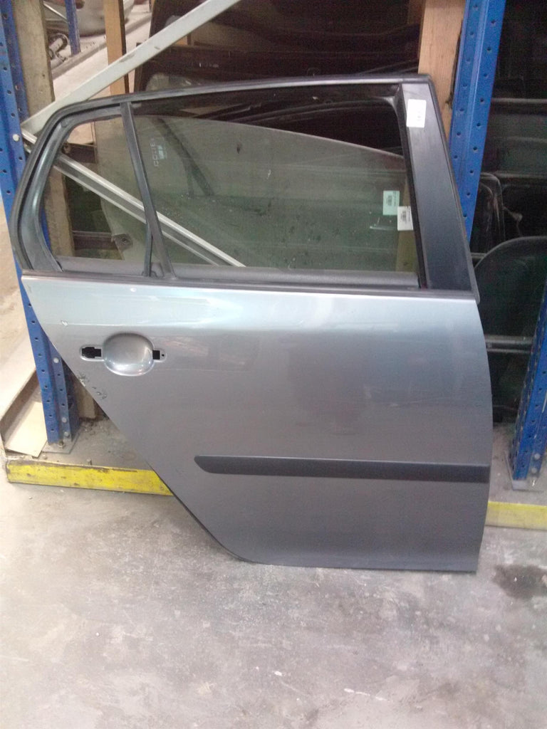 Usa dreapta spate Volkswagen Touran 2.0TDI, an 2006