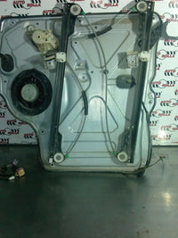 Macara dreapta manuala Volkswagen Transporter T5, 2.5 tdi, an 2004