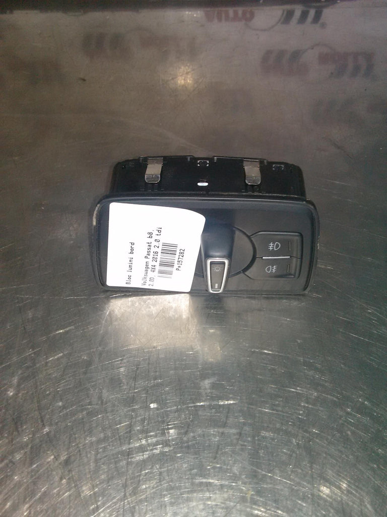 Bloc lumini bord Volkswagen Passat b8, 2.0D, 4X4 2016 2.0 tdi