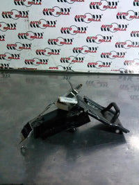 Suporti prindere bancheta portbagaj Mitsubishi Outlander 2.0 d, an 2008, BSY