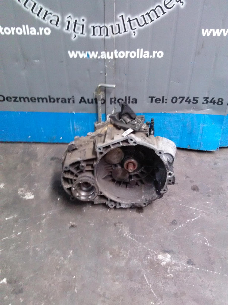 Cutie viteze Volkswagen Passat CC, 2.0TDI, an 2008, CBA