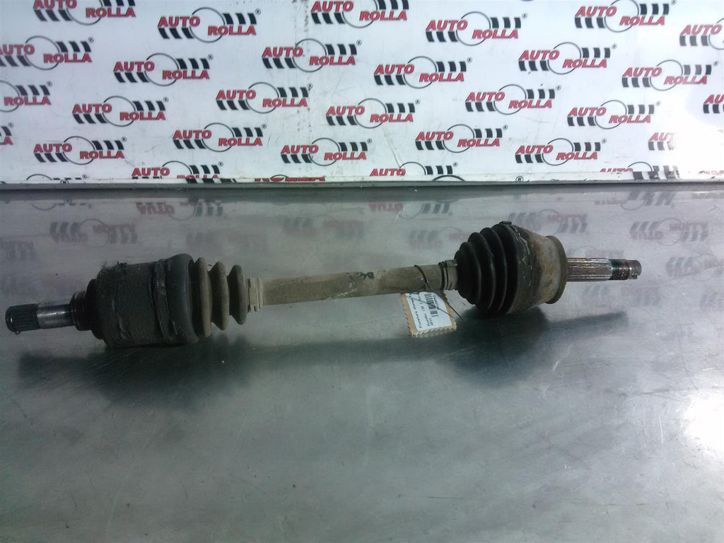 Planetara stanga fata Hyundai i30 1.6crdi an 2011