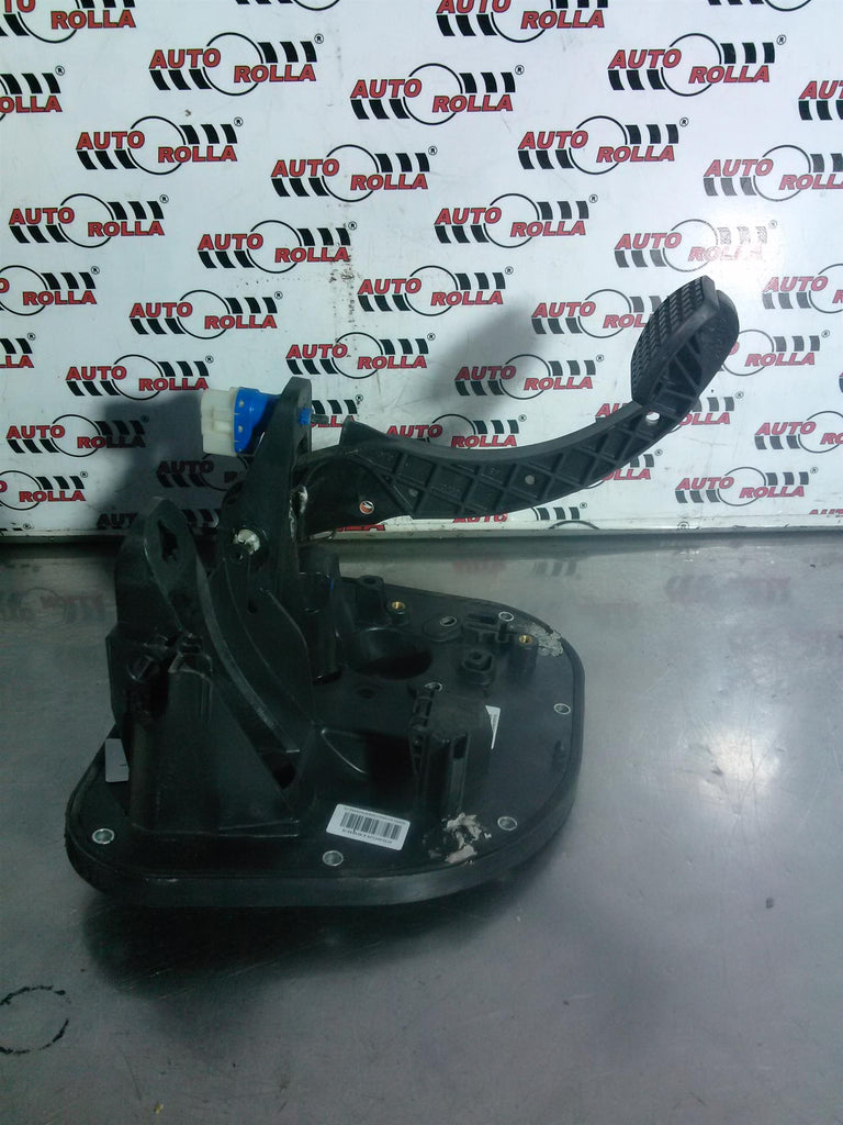 Pedala acceleratie Iveco Dayli, 3.0D E6, an 2019