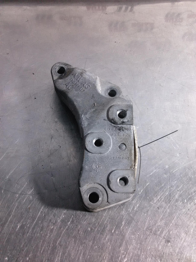 Suport motor Skoda Superb 2.0TDI, an 2011