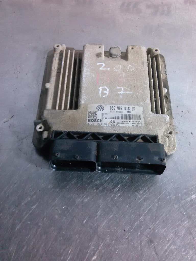 Calculator motor Volkswagen Passat B7, 2.0D, an 2012