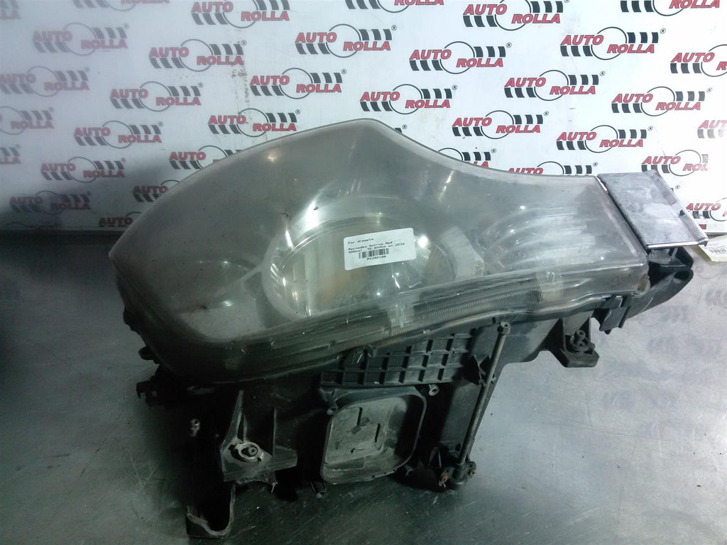 Far dreapta Mercedes Actros Mp4, 450cai ,70.000km an 2018