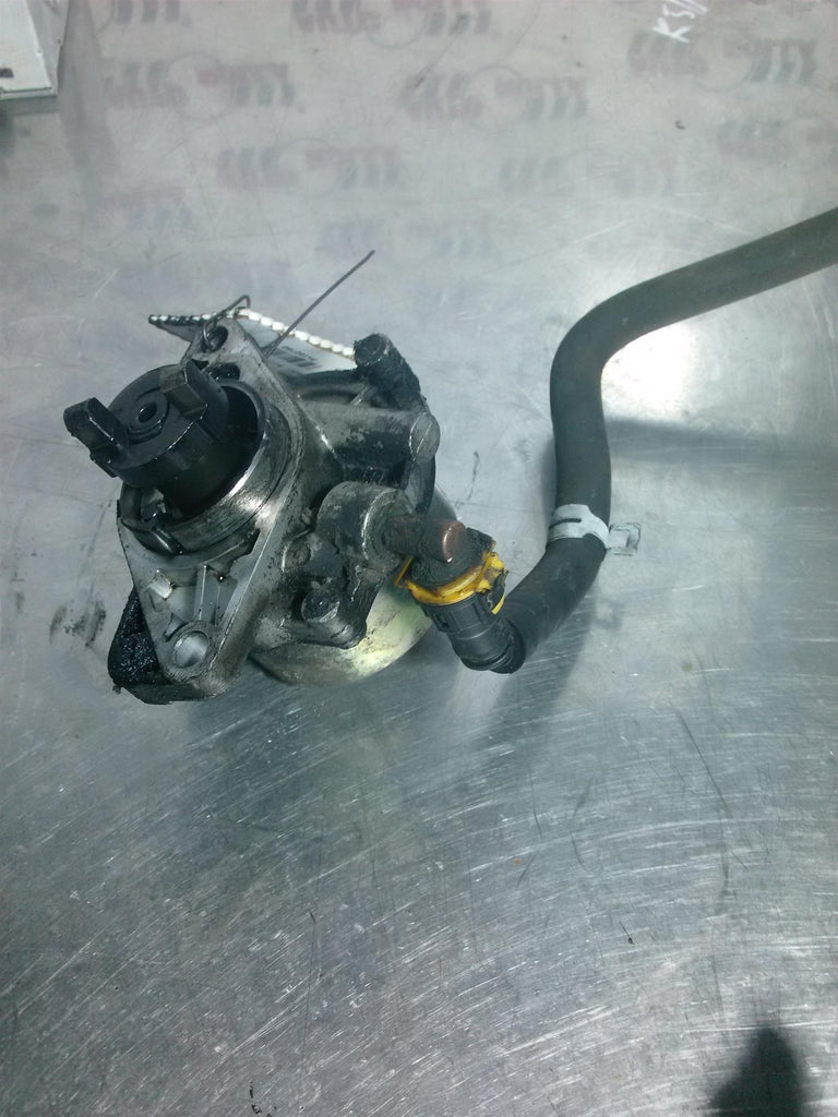 Pompa vacuum Suzuki Swift 1.3D, an 2007