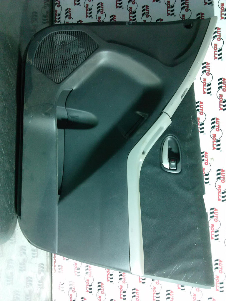 Tapiterie usa stanga fata Toyota Yaris 1.4D, an 2007