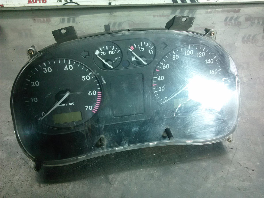 Ceasuri bord Volkswagen Polo 6N, 1.0S an 2001