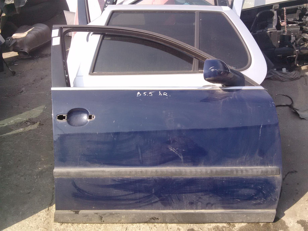 Oglinda dreapta fata Volkswagen Passat B5 break, an 2003