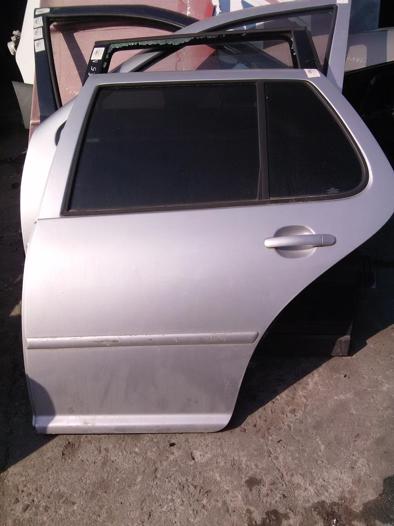 Usa stanga spate Volkswagen Golf 4, 1.4S, an 2002
