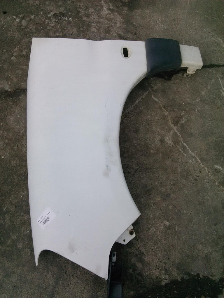 Aripa stanga Citroen Berlingo an 2005