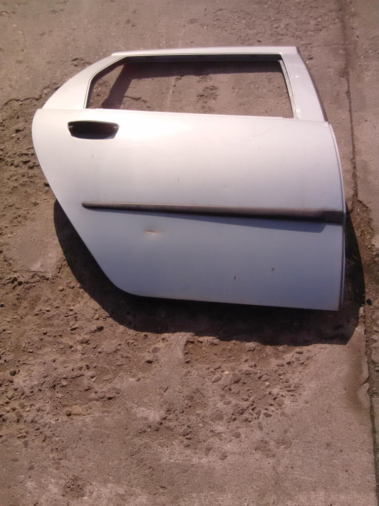 Usa dreapta fata Fiat Punto 1, an 2001