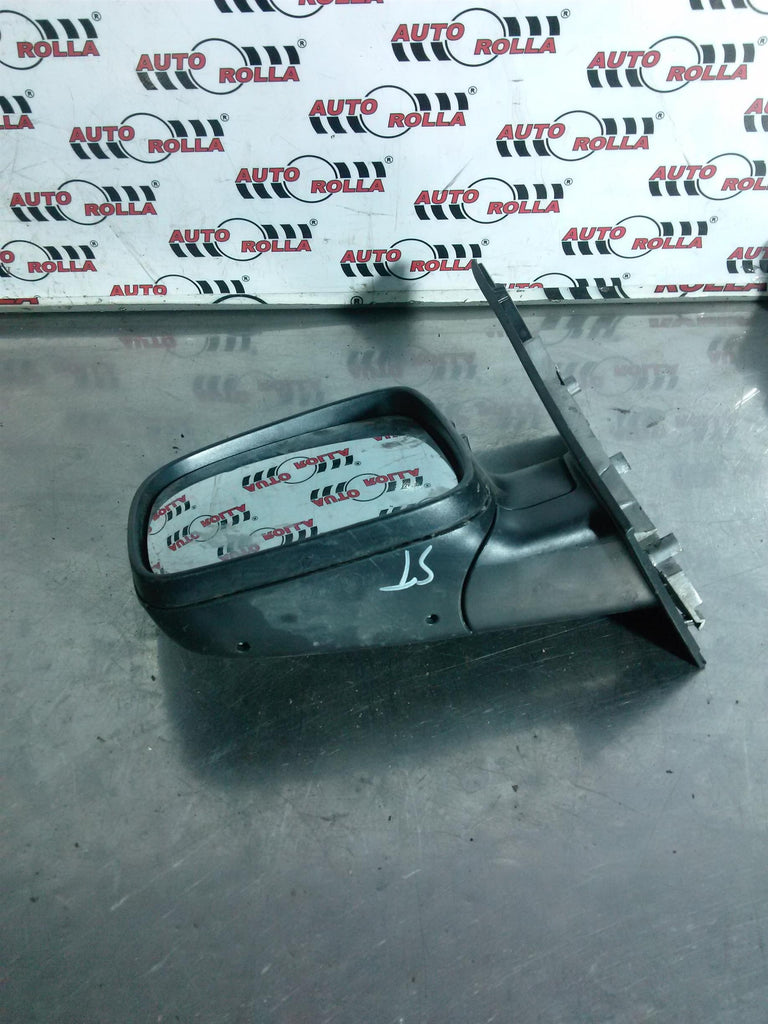 Oglinda stanga Volkswagen Caddy, an 2012