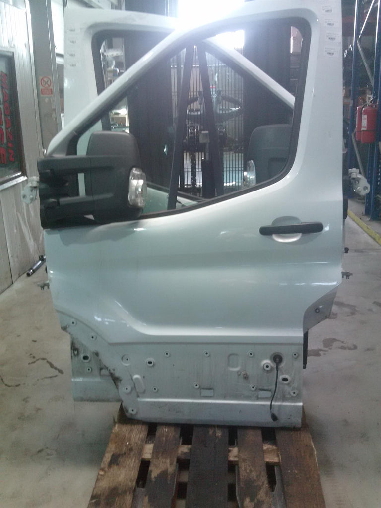 Usa stanga fata Ford Transit,  2.0 d, an 2018.