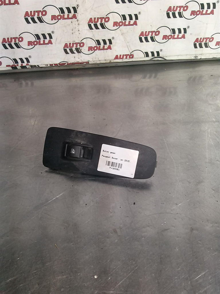 Buton geam Peugeot Boxer  an 2015.