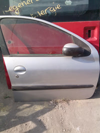 Usa dreapta fata Peugeot 206, an 2004